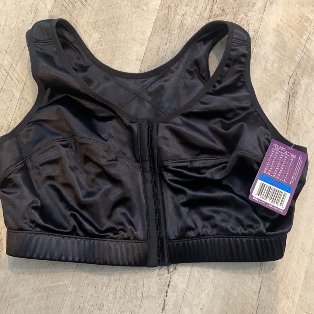 Enell black sports bra